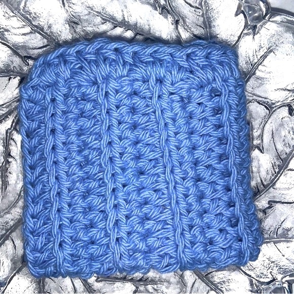 HAND CRAFTED Colorful Blue Crocheted 100% Cotton All Purpose Dish or Wash Cloth - Picture 5 of 6